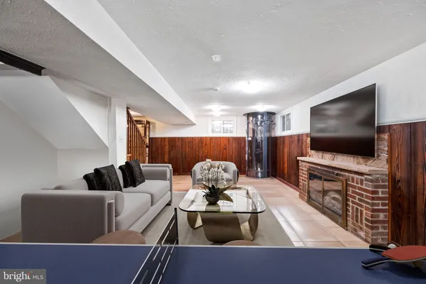 $2,499,000 | 3951 Massachusetts Avenue Northwest, Washington, DC 20016