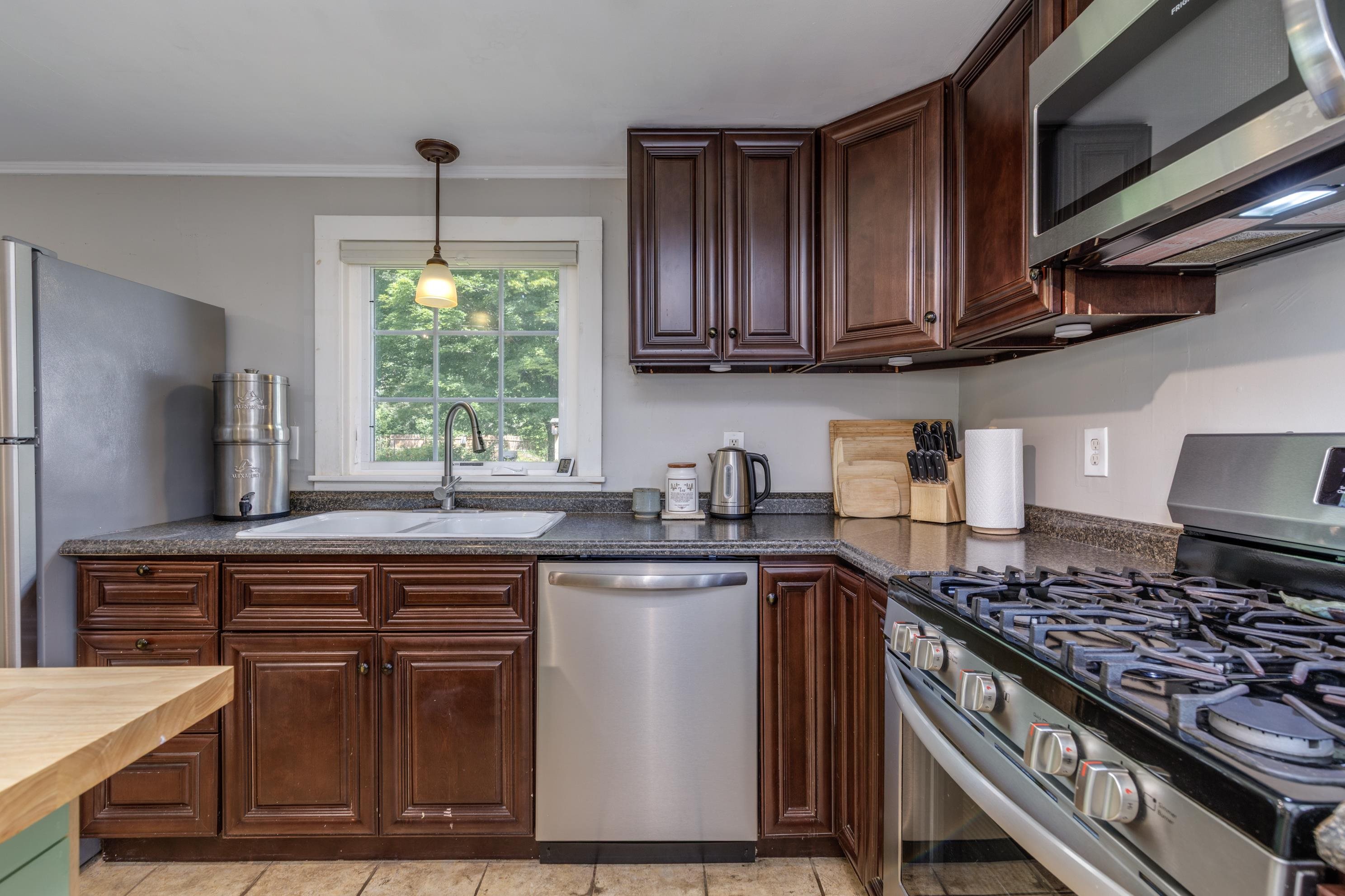 60 Mountain Road Concord, NH 03301 - Photo 2 of 42 Gallery Image 2
