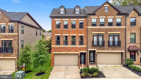 $4,800 | 9271 Wood Violet Court, Fairfax, VA 22031