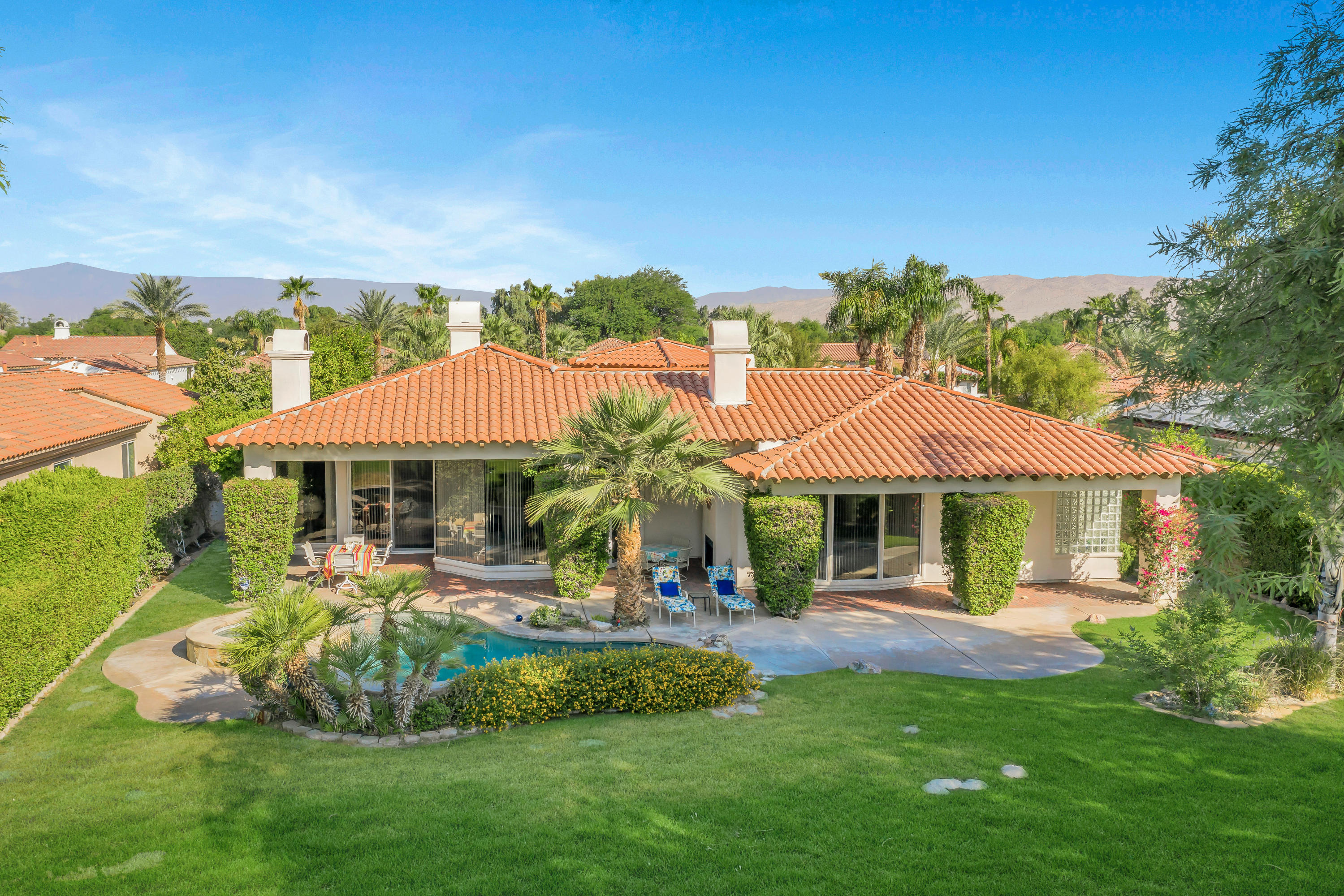 296 Loch Lomond Road Rancho Mirage, CA 92270 - Photo 2 of 44 Photo-46
