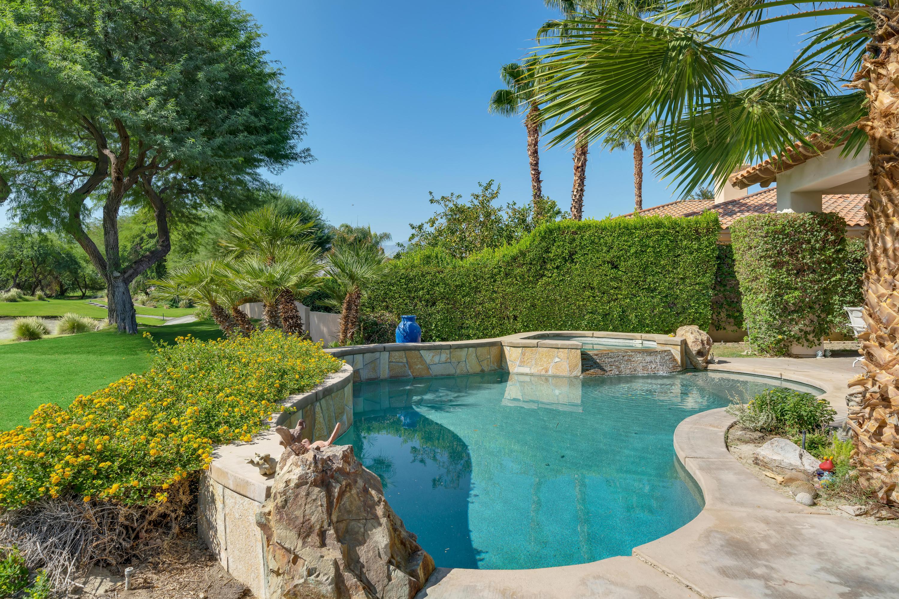 296 Loch Lomond Road Rancho Mirage, CA 92270 - Photo 18 of 44 Photo-9