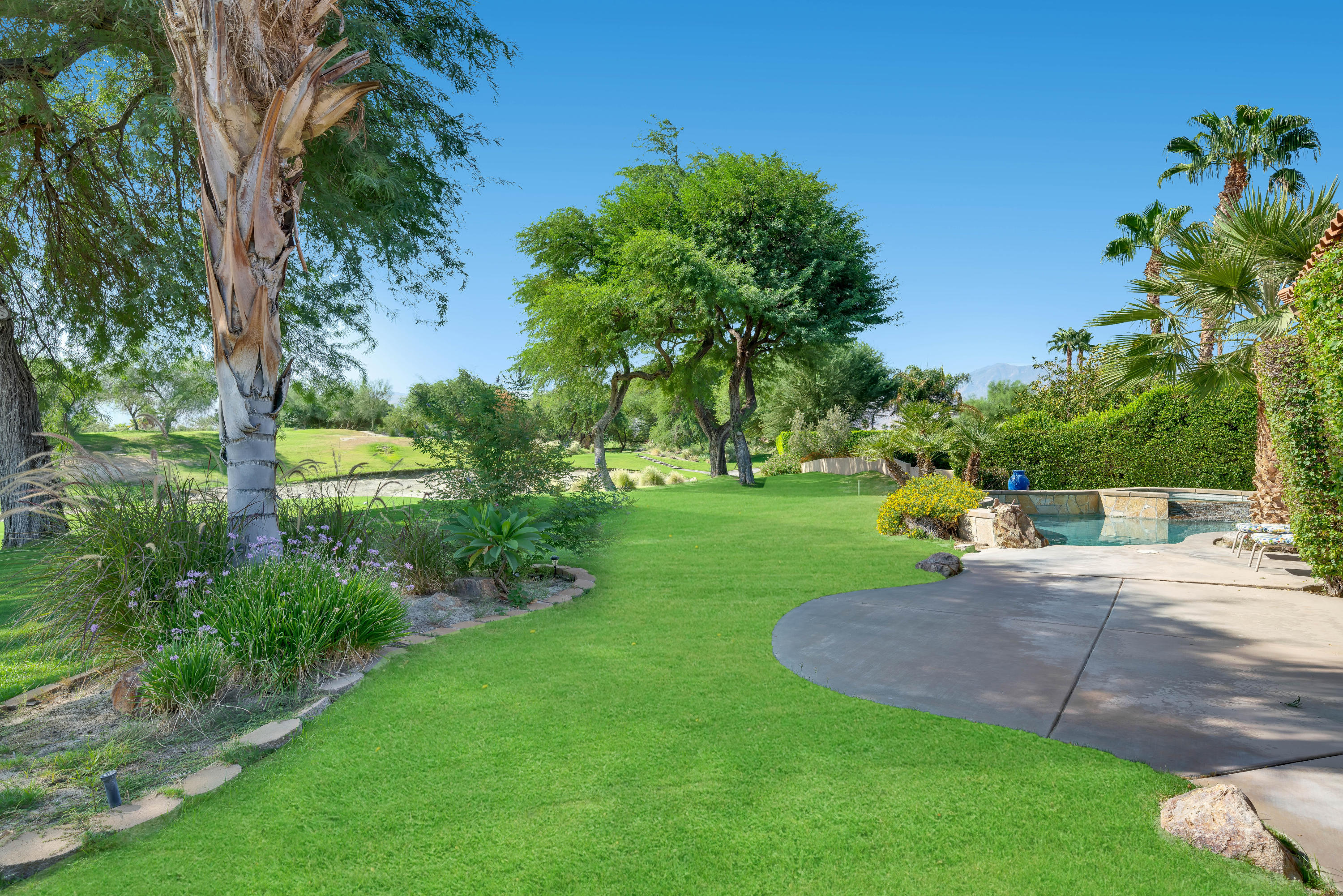 296 Loch Lomond Road Rancho Mirage, CA 92270 - Photo 43 of 44 Photo-10