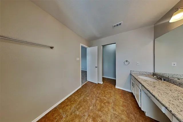 $2,390 | 9121 Newport Lane, McKinney, TX 75071