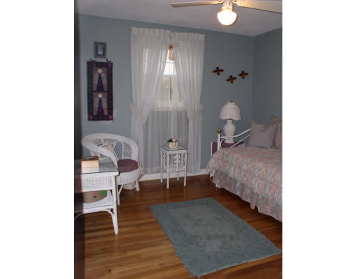 31 John Robinson Road Hudson, MA 01749 - Photo 8 of 9 Gallery Image 8