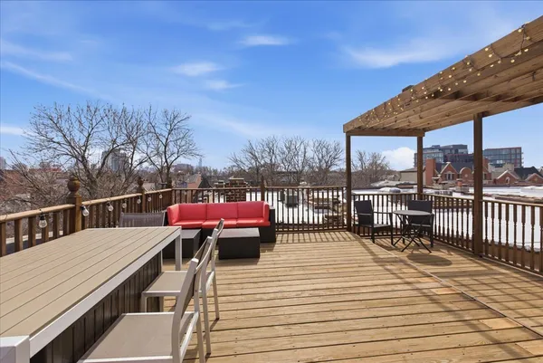 $5,000 | 2608 North Dayton Street, Unit 3S, Chicago, IL 60614