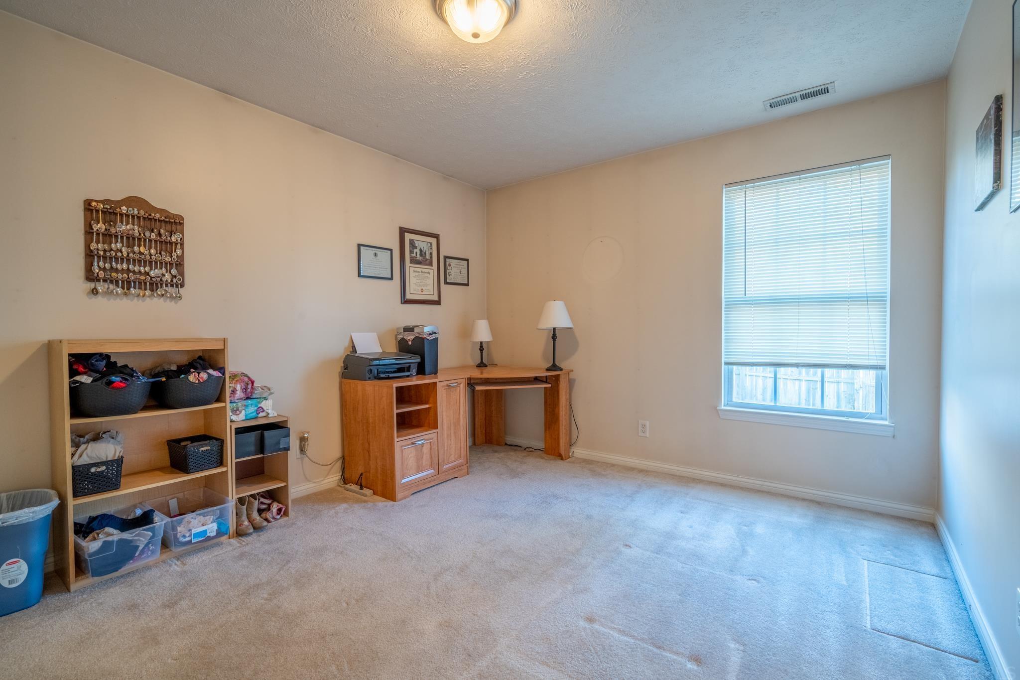 10111 Chatteris Road Evansville, IN 47725 - Photo 8 of 14 Gallery Image 8
