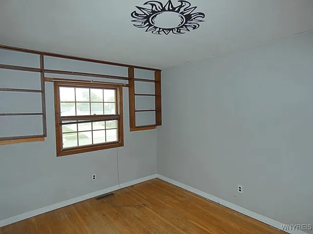 $289,900 | 17 Pamela Drive, Cheektowaga, NY 14043