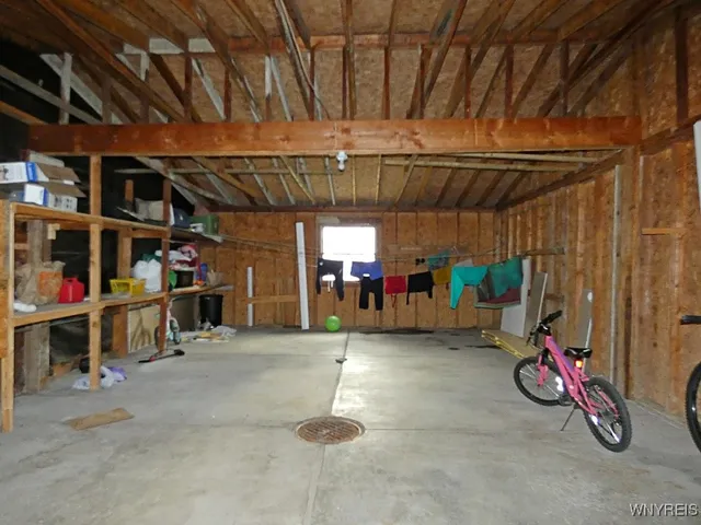 $289,900 | 17 Pamela Drive, Cheektowaga, NY 14043