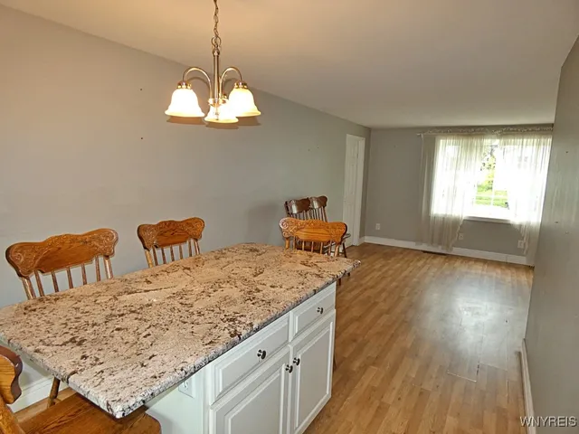 $289,900 | 17 Pamela Drive, Cheektowaga, NY 14043