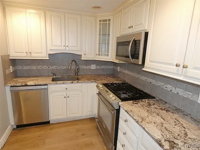 $289,900 | 17 Pamela Drive, Cheektowaga, NY 14043