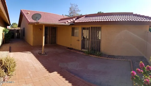 $1,795 | 4902 East Yuma Street, Phoenix, AZ 85044