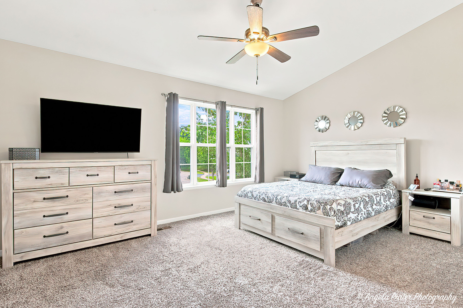34344 North Goldenrod Road Round Lake, IL 60073 - Photo 21 of 29 Gallery Image 21