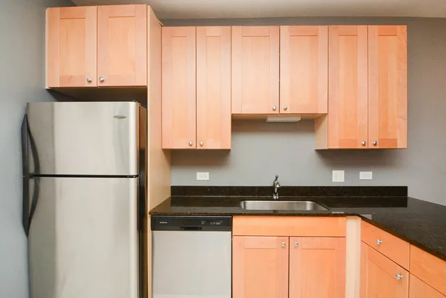 $1,650 | 1421 West Jonquil Terrace, Unit 3, Chicago, IL 60626