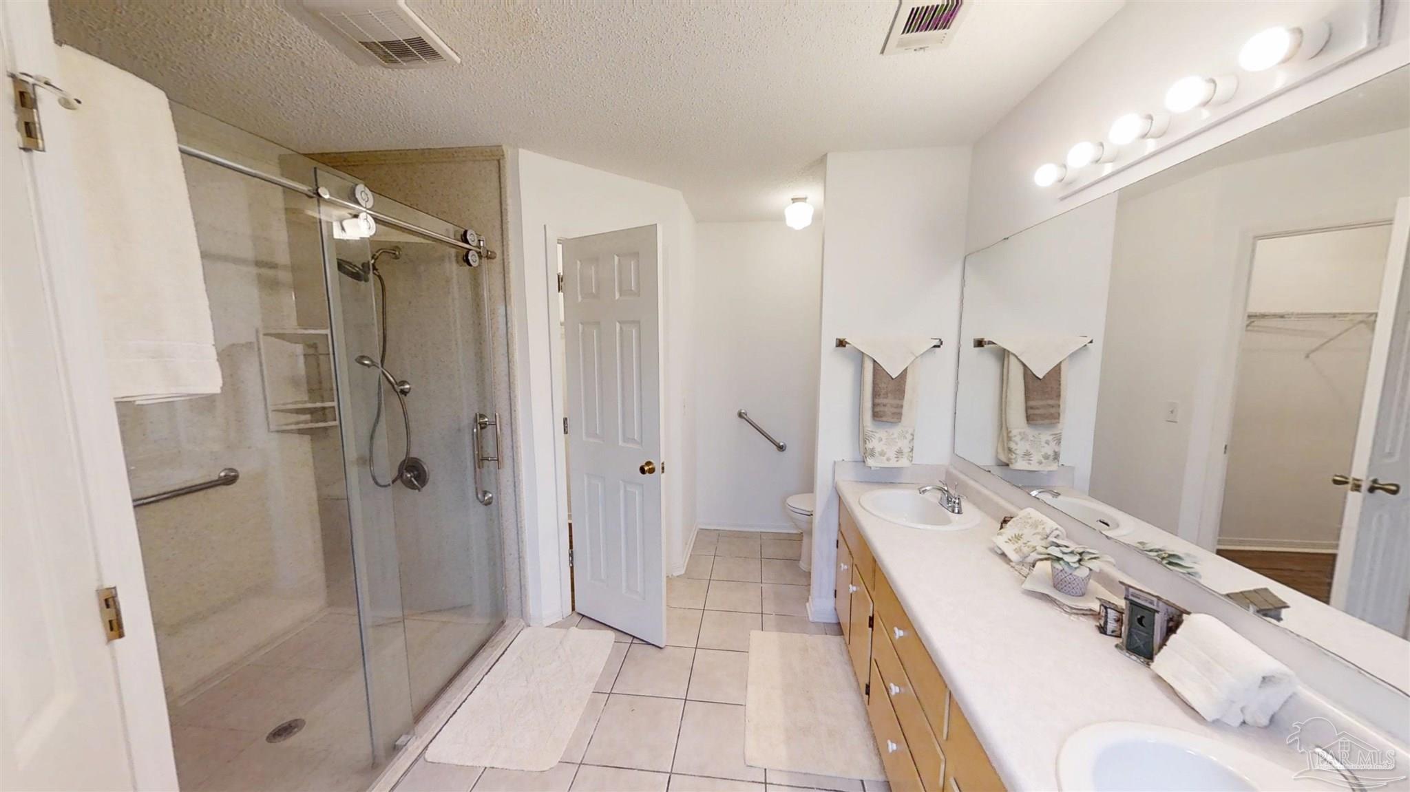 3901 Deerwood Circle Pace, FL 32571 - Photo 22 of 44