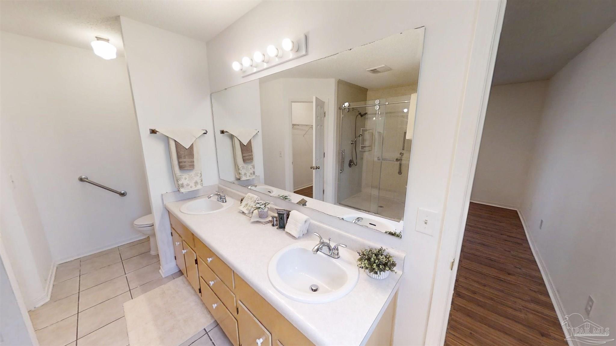 3901 Deerwood Circle Pace, FL 32571 - Photo 23 of 44