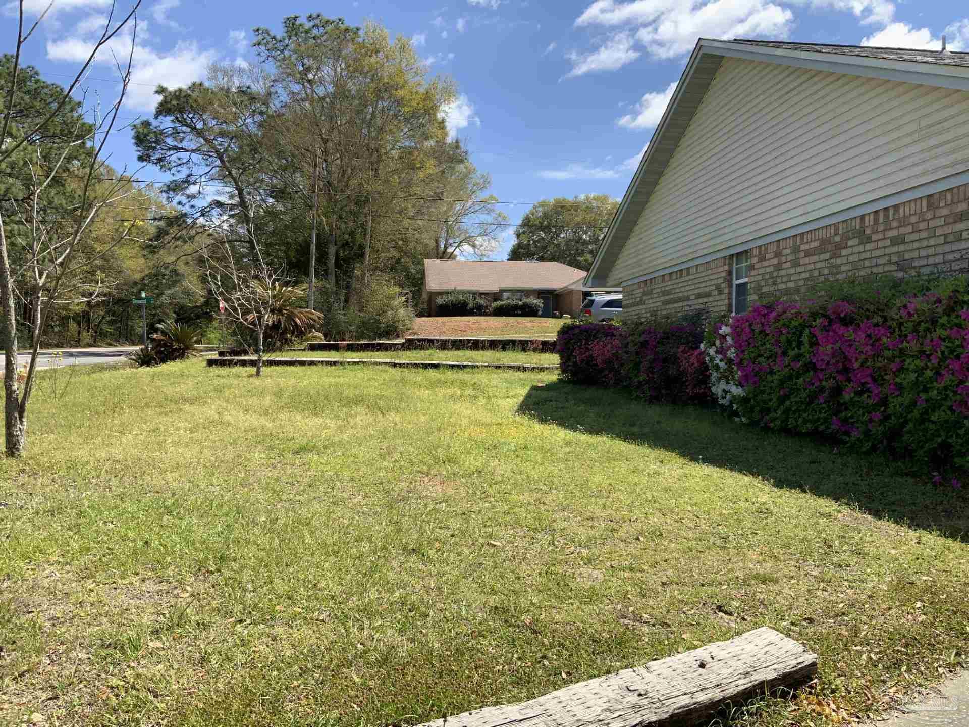 3901 Deerwood Circle Pace, FL 32571 - Photo 37 of 44