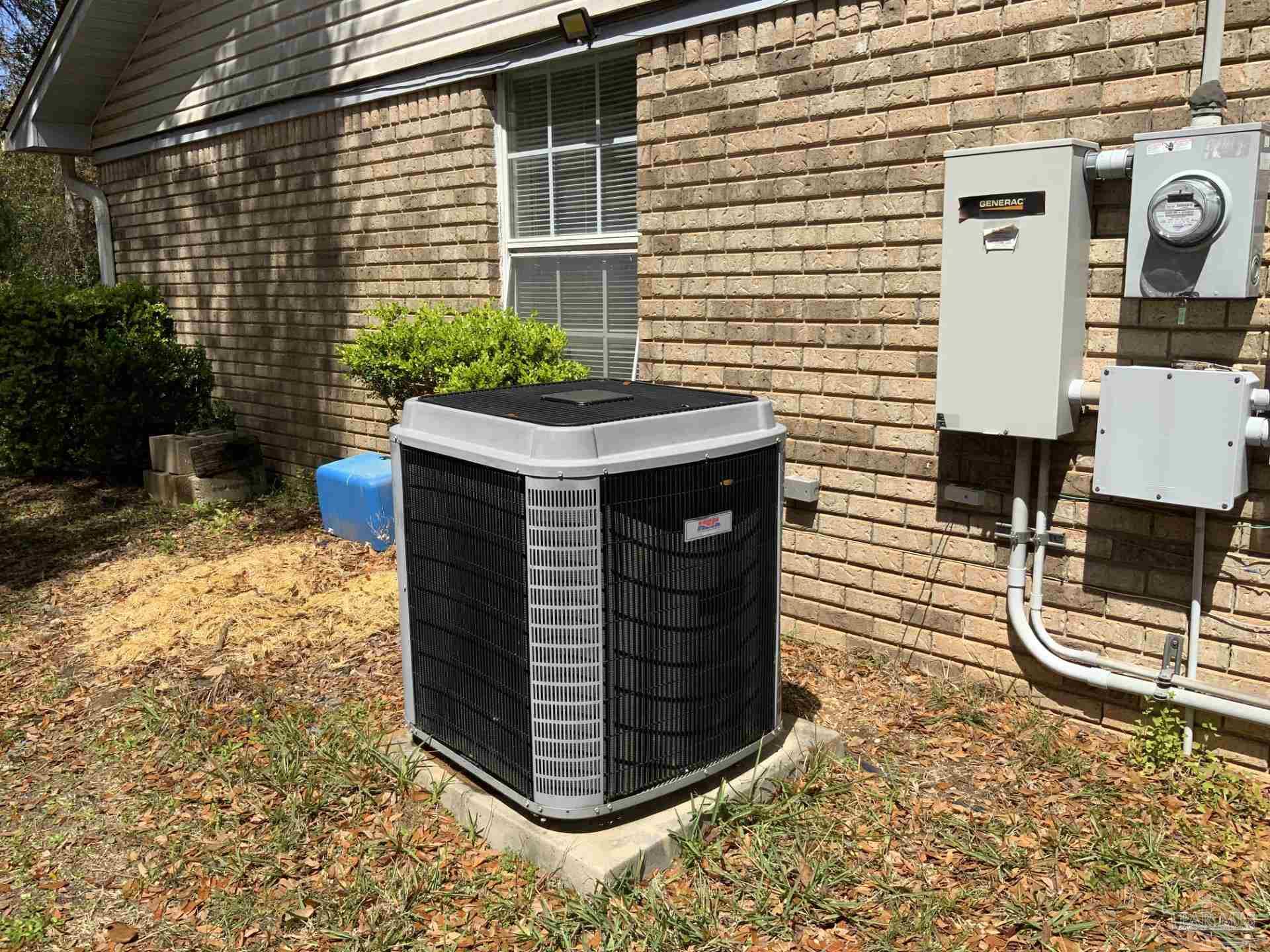 3901 Deerwood Circle Pace, FL 32571 - Photo 40 of 44