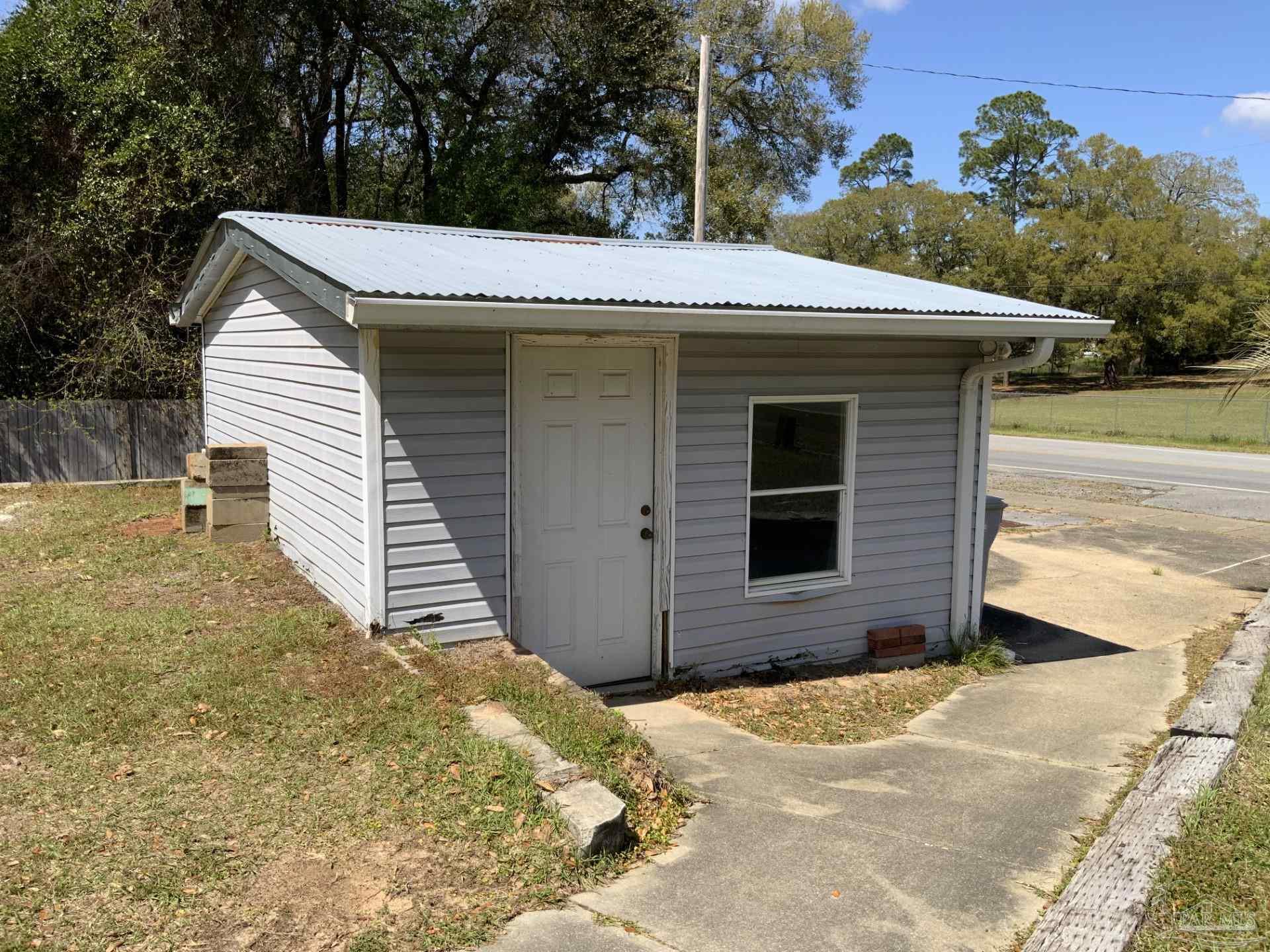 3901 Deerwood Circle Pace, FL 32571 - Photo 42 of 44