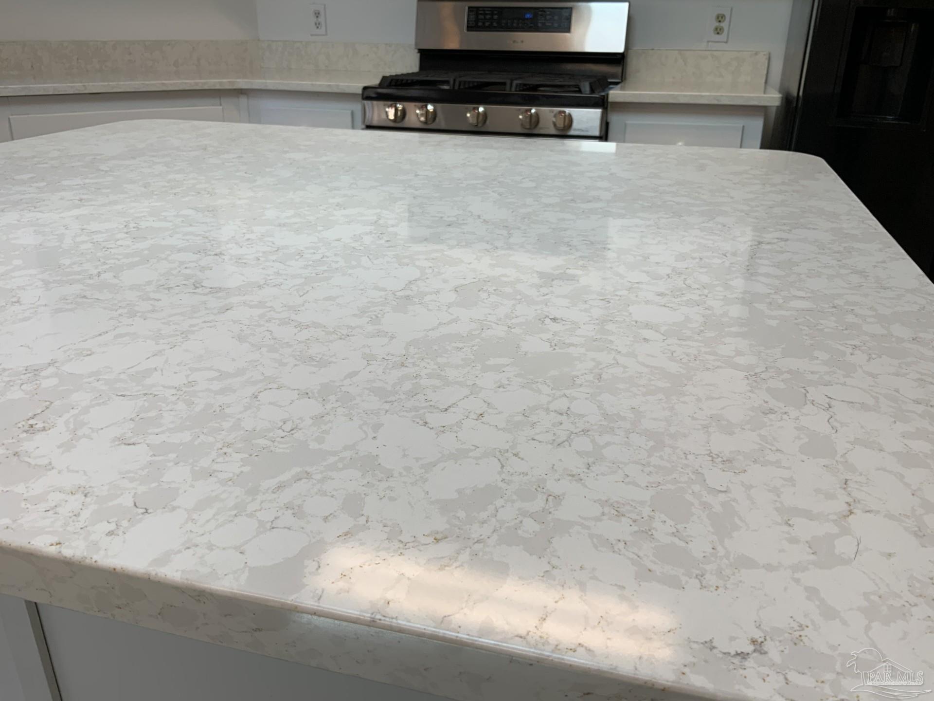 3901 Deerwood Circle Pace, FL 32571 - Photo 9 of 44