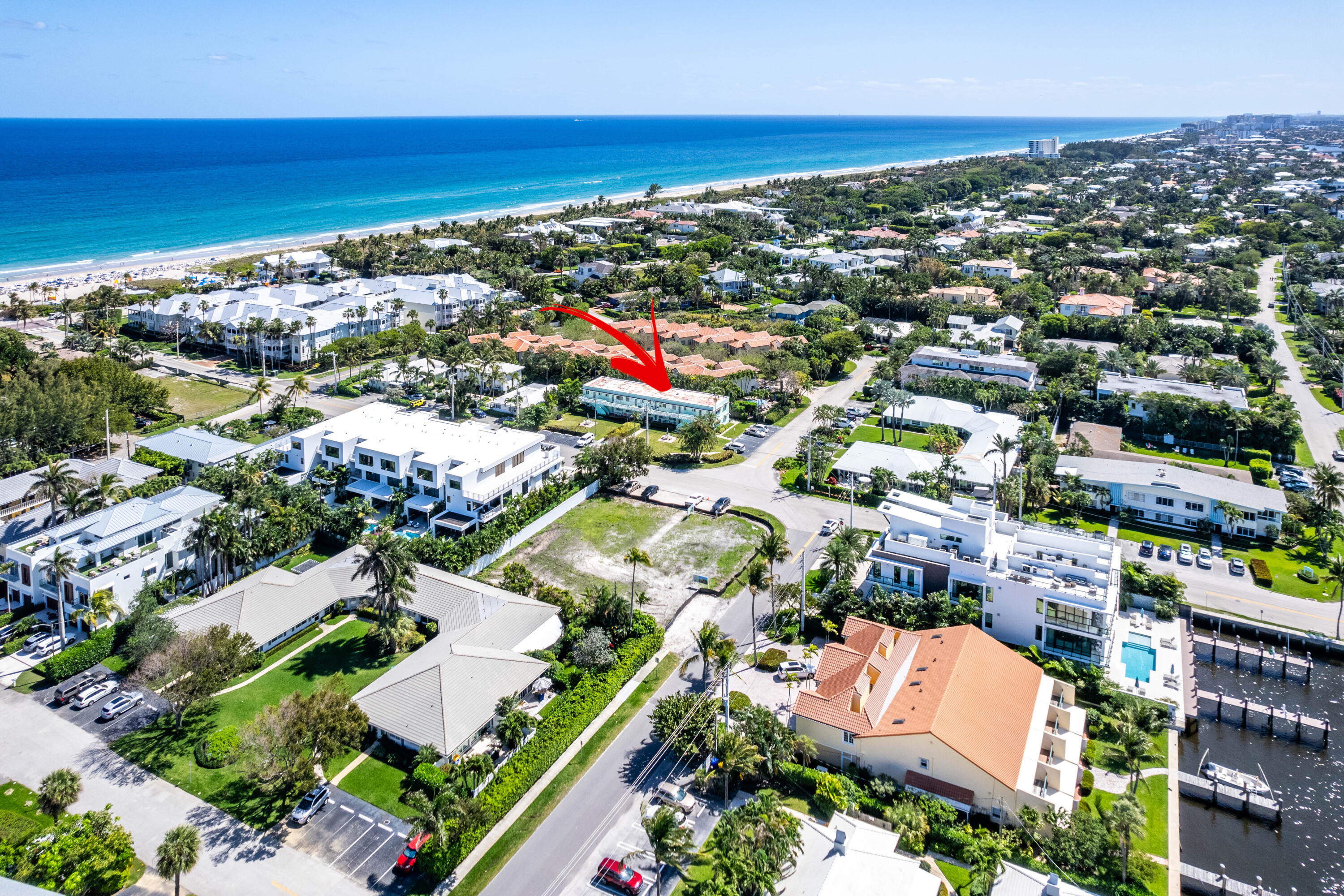 1006 Casuarina Road, Unit 3 Delray Beach, FL 33483 - Photo 11 of 12 025-1006CasuarinaRoad-3-DelrayBeach-FL-3