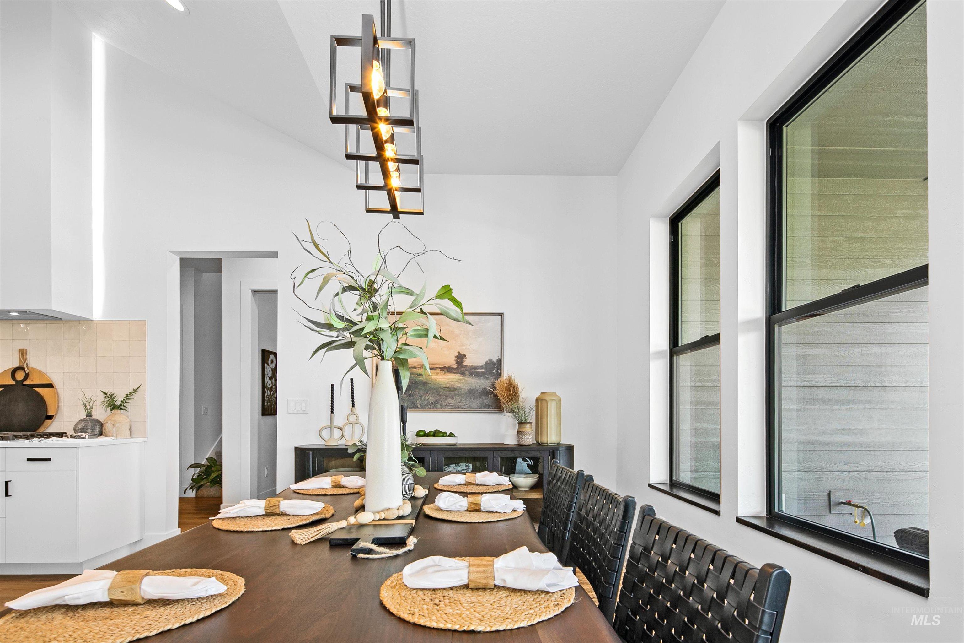 23910 Timber Hls Road Caldwell, ID 83607 - Photo 18 of 50 Dining area with wood finished floors