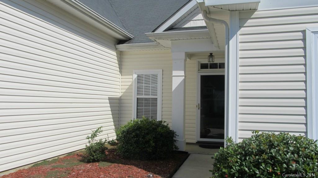 934 Reigate Road Charlotte, NC 28262 - Photo 3 of 23 Gallery Image 3