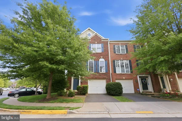 $3,100 | 13601 Lavender Mist Lane, Centreville, VA 20120