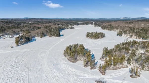 $685,000 | 1 Ossipee Lake Island, East Waterboro, ME 04030