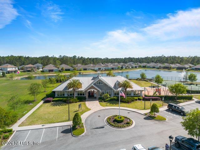 547 Tynes Boulevard Middleburg, FL 32068 - Photo 30 of 33 a view of a lake with couches and city view