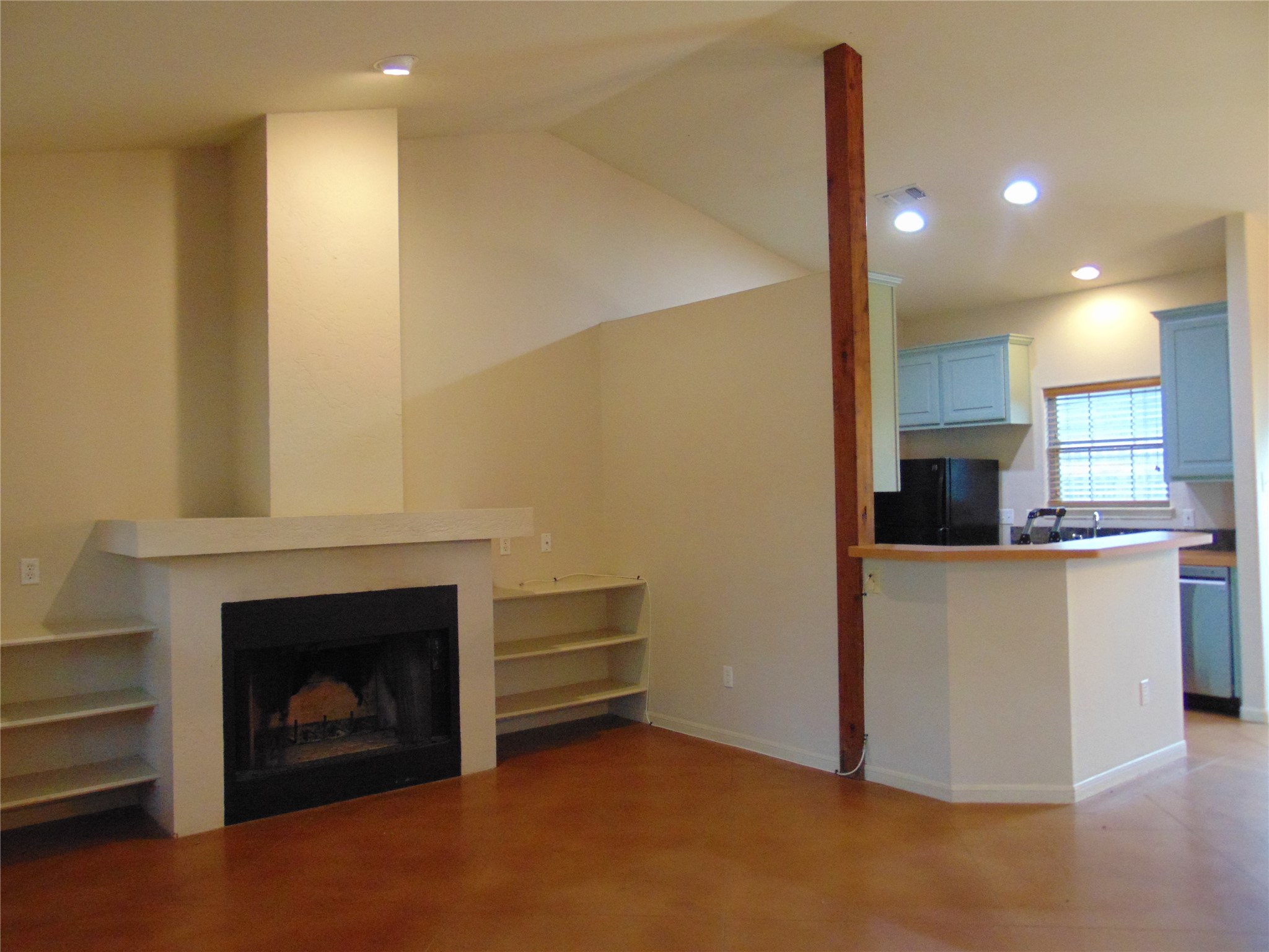 101 Chestnut Ridge, Unit A Dripping Springs, TX 78620 - Photo 3 of 9 Gallery Image 3