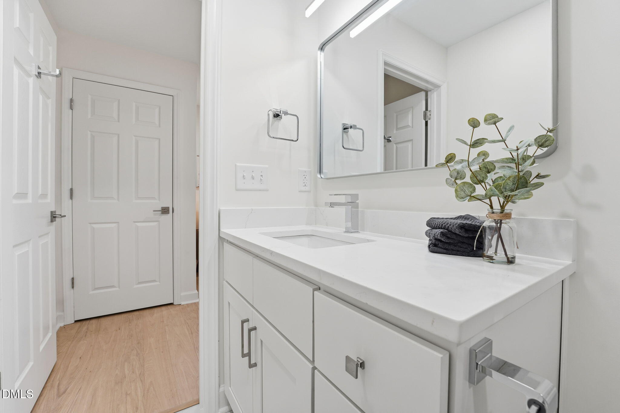 1309 East Hudson Avenue, Unit E2 Durham, NC 27705 - Photo 21 of 26 21-web-or-mls-021_DSC06319