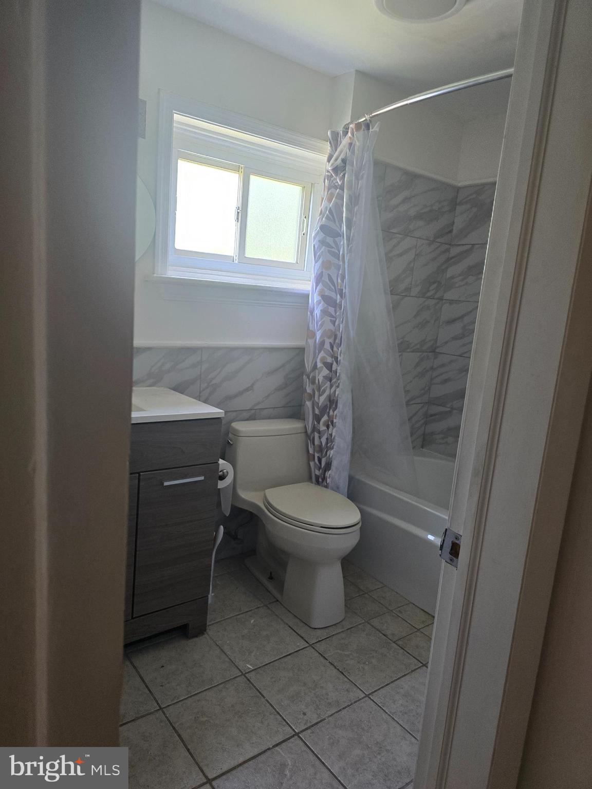 2140 Valleyview Drive Folcroft, PA 19032 - Photo 10 of 16