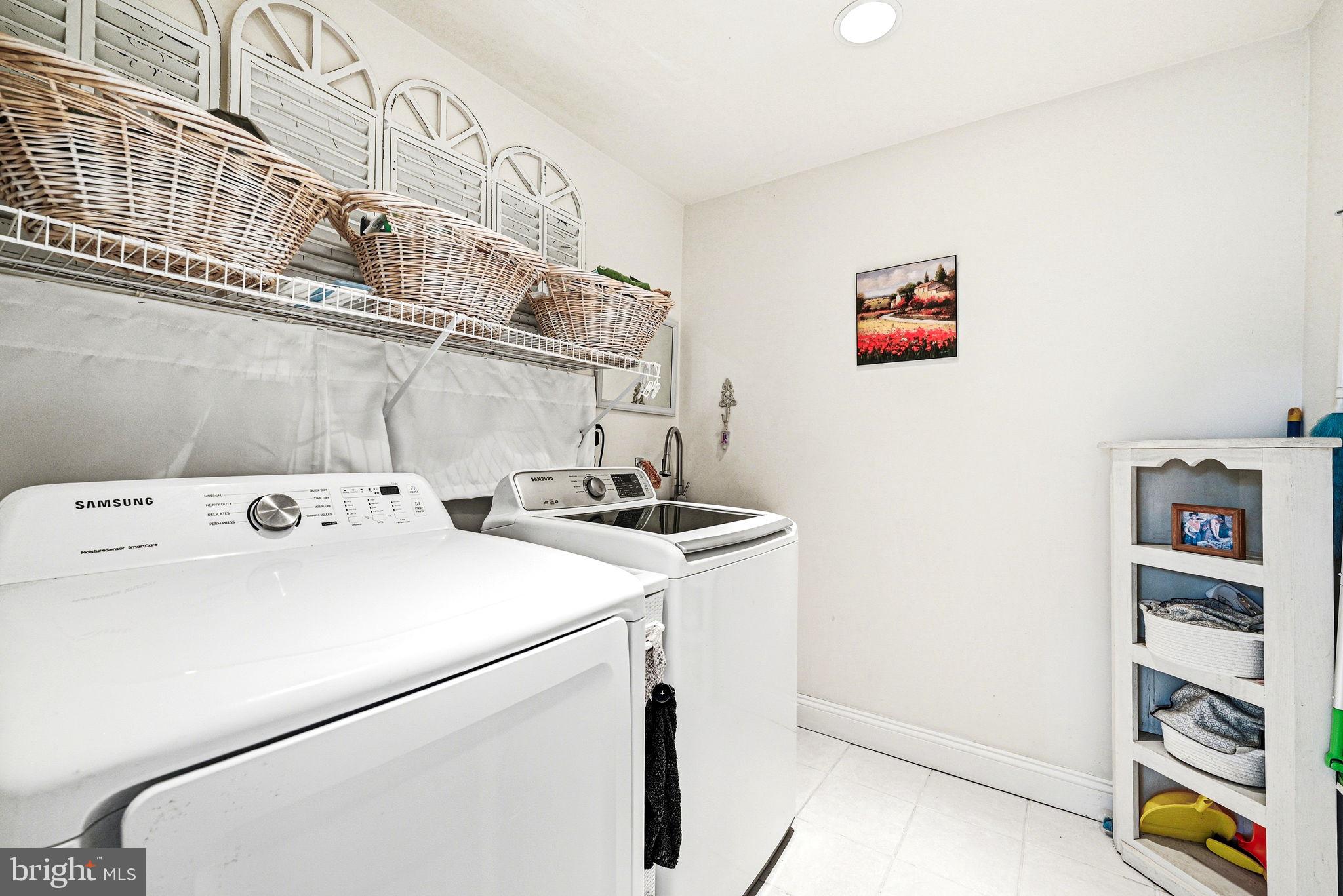 101 Ridings Boulevard Chadds Ford, PA 19317 - Photo 17 of 38 Laundry Room with new tub