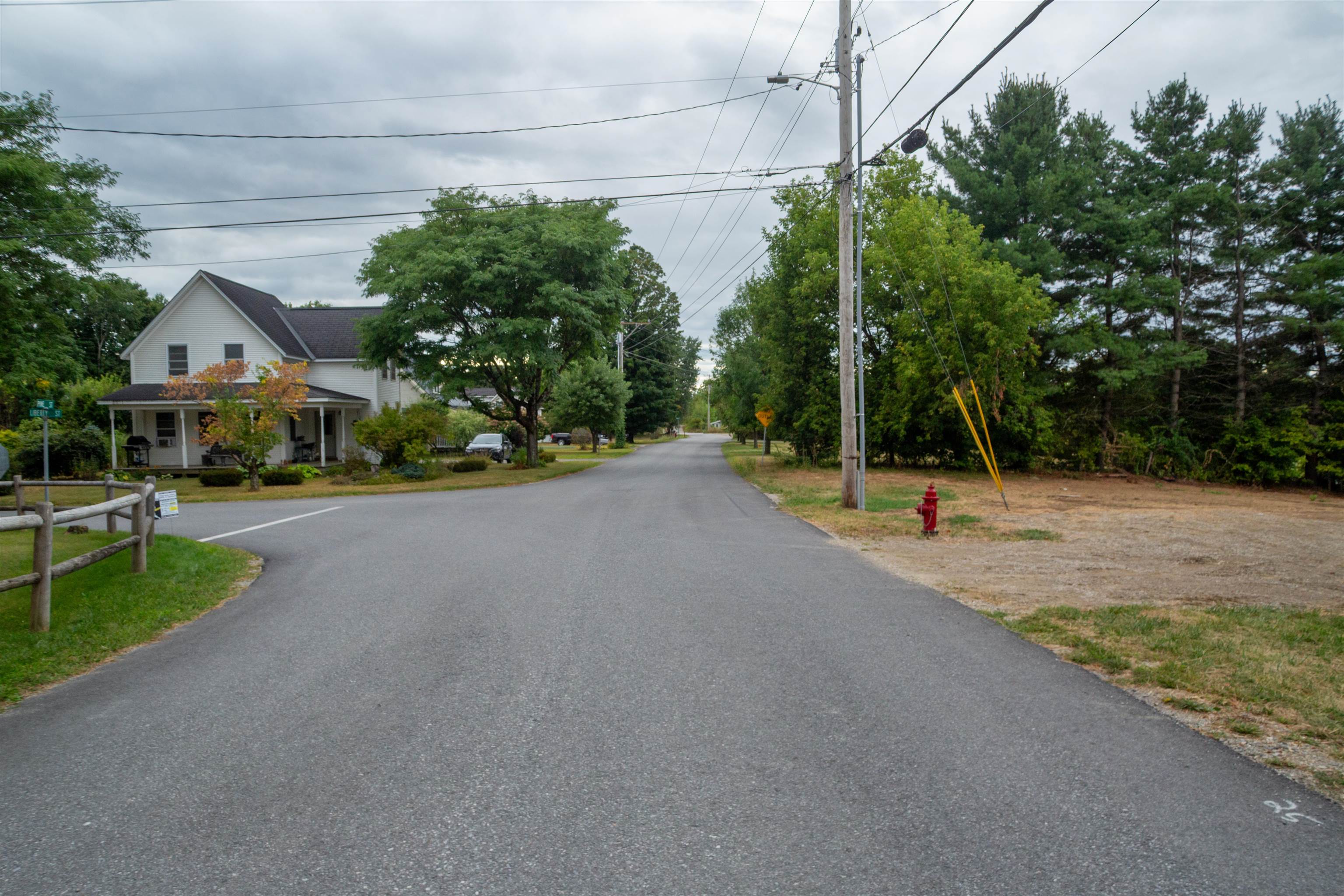 68 Pine Street Bristol, VT 05443 - Photo 11 of 13