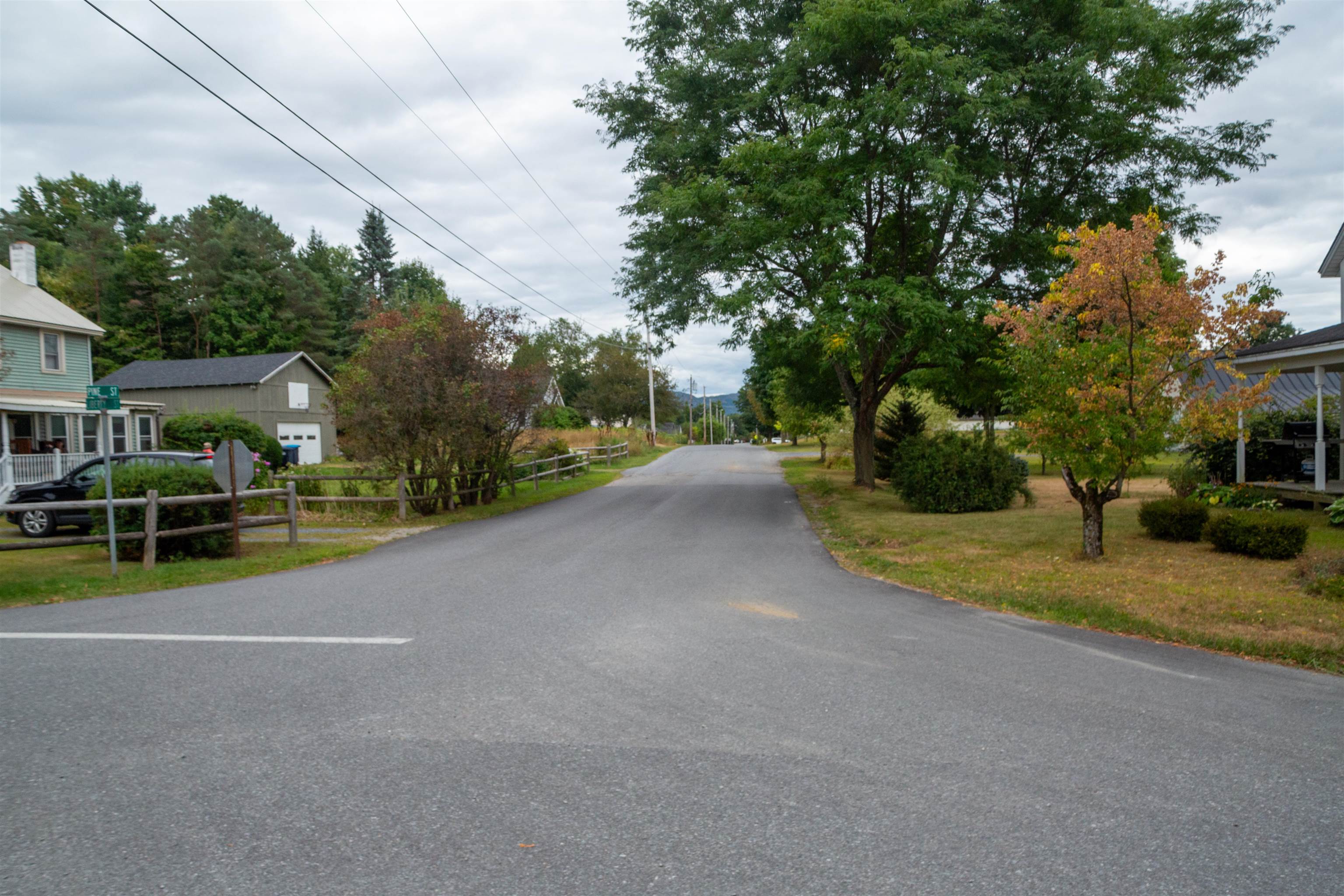 68 Pine Street Bristol, VT 05443 - Photo 2 of 13