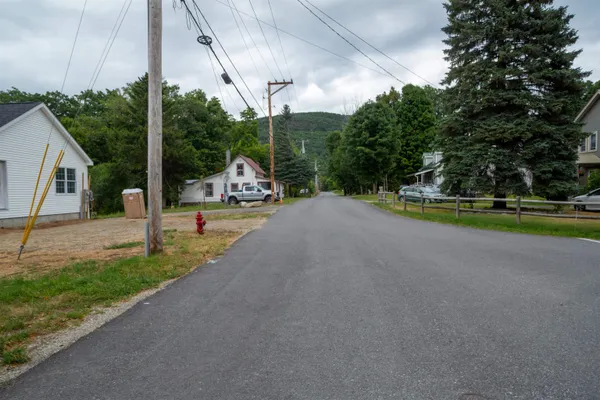 $149,000 | 68 Pine Street, Bristol, VT 05443