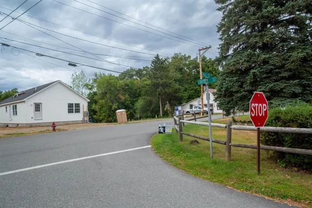 $149,000 | 68 Pine Street, Bristol, VT 05443