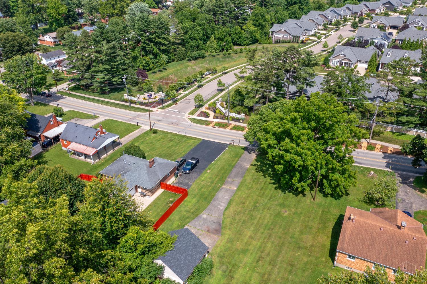 10561 Plainfield Road Cincinnati, OH 45241 - Photo 16 of 20