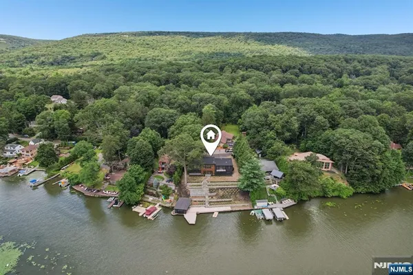 $2,599,997 | 12 Rocky Point Road, West Milford, NJ 07421