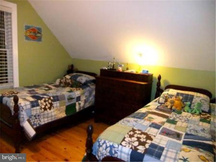 324 Highland Road Pottstown, PA 19464 - Photo 16 of 25 Gallery Image 16