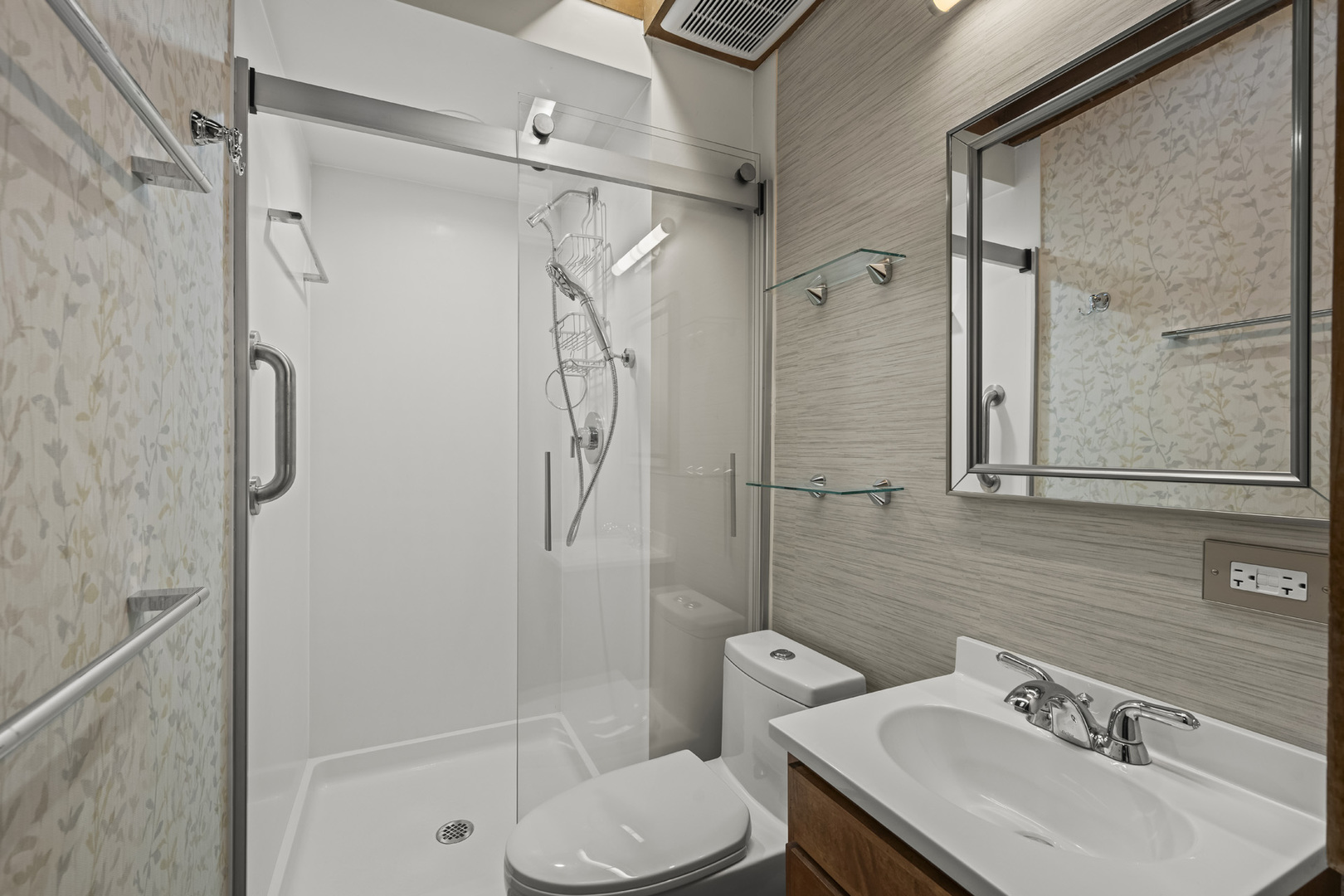 2345 North McAree Road Waukegan, IL 60087 - Photo 25 of 40 a bathroom with a sink toilet and shower