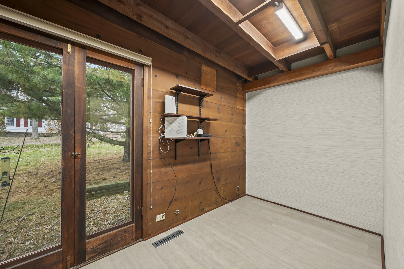 2345 North McAree Road Waukegan, IL 60087 - Photo 26 of 40 a view of empty room