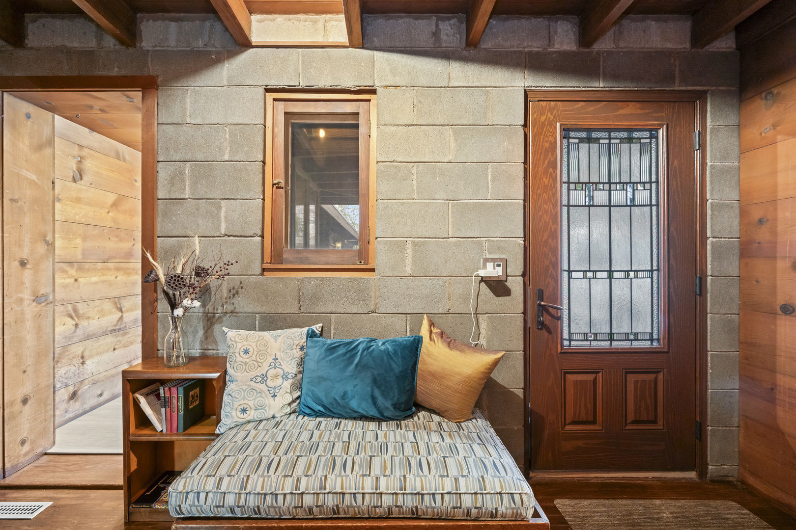 2345 North McAree Road Waukegan, IL 60087 - Photo 6 of 40 a view of a two chairs in the room