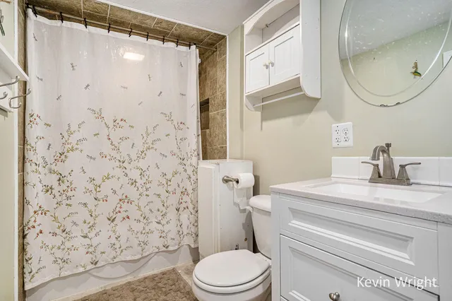 $214,900 | 6137 East Street, Twin Lake, MI 49457