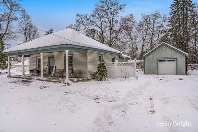 $214,900 | 6137 East Street, Twin Lake, MI 49457