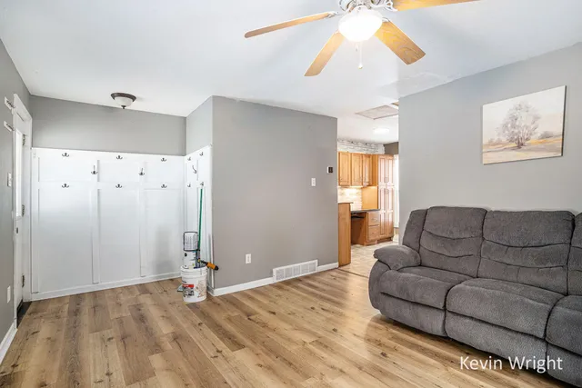 $214,900 | 6137 East Street, Twin Lake, MI 49457