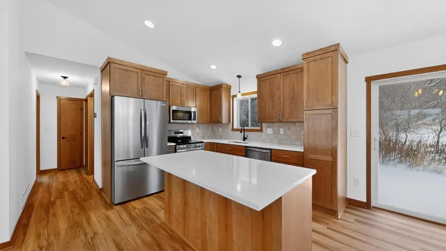 $460,000 | 2163 Hadley Hills Drive Northeast, Rochester, MN 55906