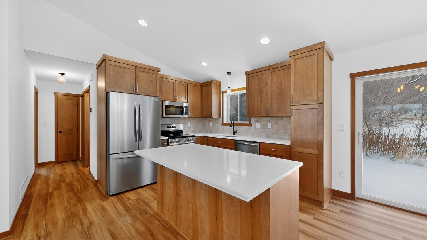 2163 Hadley Hills Drive Northeast Rochester, MN 55906 - Photo 15 of 39