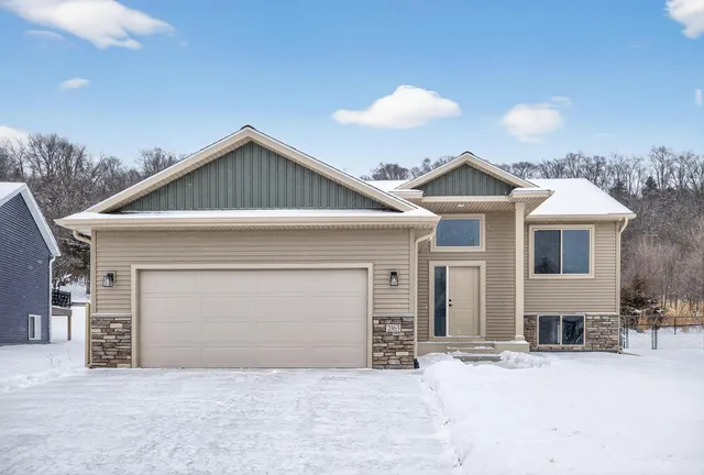 $460,000 | 2163 Hadley Hills Drive Northeast, Rochester, MN 55906