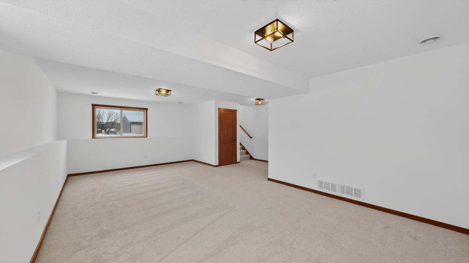 2163 Hadley Hills Drive Northeast Rochester, MN 55906 - Photo 31 of 39